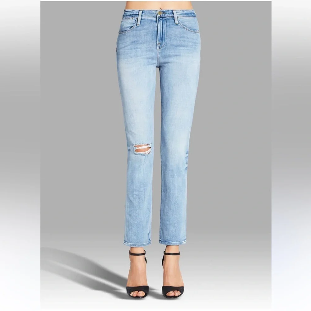 Frame Le High Straight Jeffrey Jean distressed ripped light wash size 25 preppy
